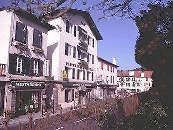 De La Nivelle Hotel 3*